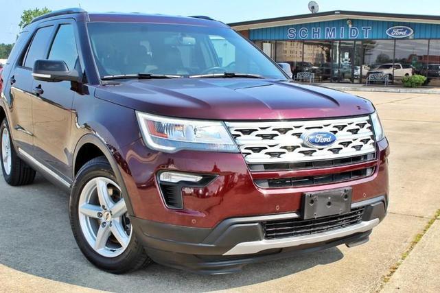 Photo of 2018 RED Ford Explorer