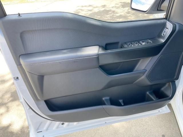 Photo of 2025 Oxford White Ford F-150