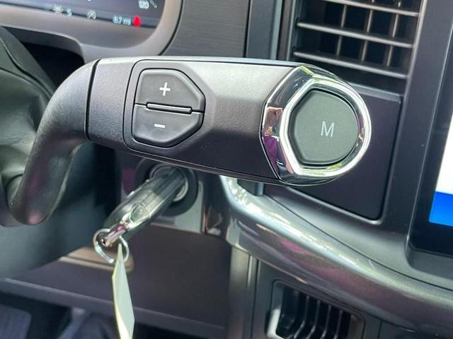 Photo of 2025 Oxford White Ford F-150