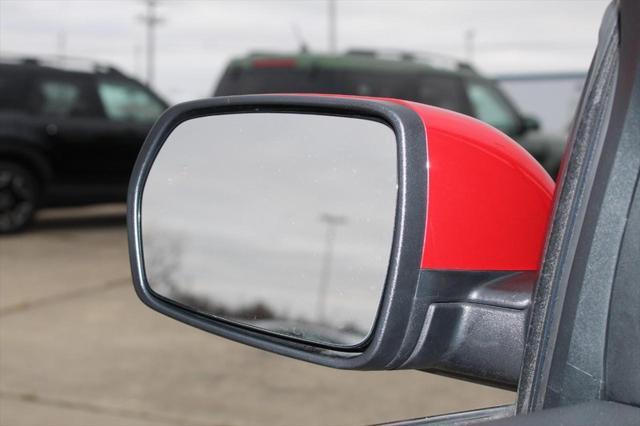 Photo of 2024 Rapid Red Metallic Tinted Clearcoat Ford Edge