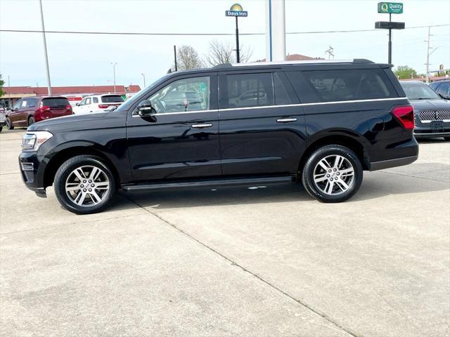 Photo of 2024 Agate Black Metallic Ford Expedition Max