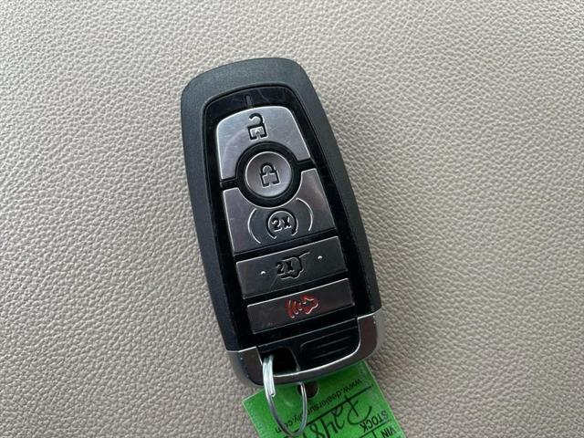 Photo of 2024 Agate Black Metallic Ford Expedition Max