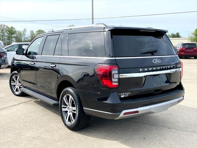 Photo of 2024 Agate Black Metallic Ford Expedition Max