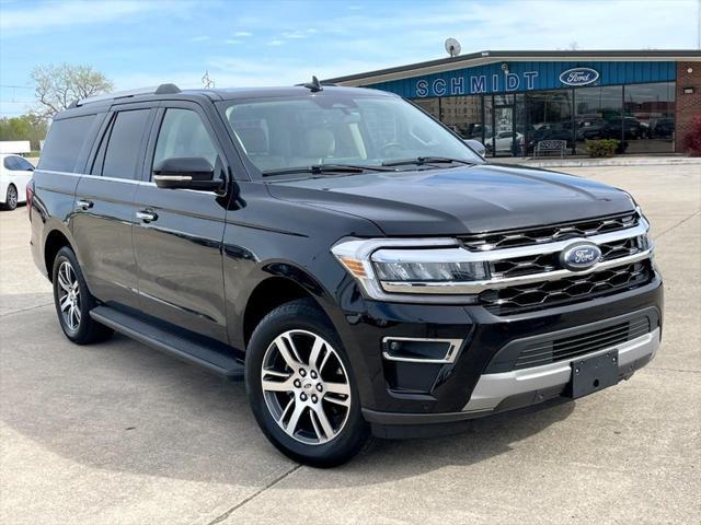 Photo of 2024 Agate Black Metallic Ford Expedition Max