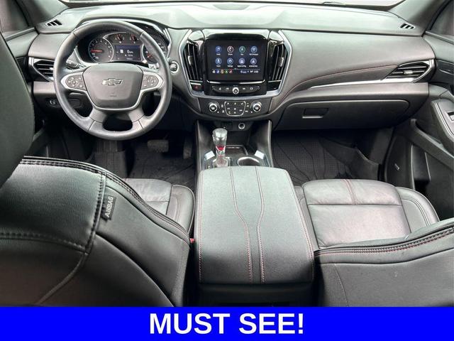 Photo of 2022 Mosaic Black Metallic Chevrolet Traverse