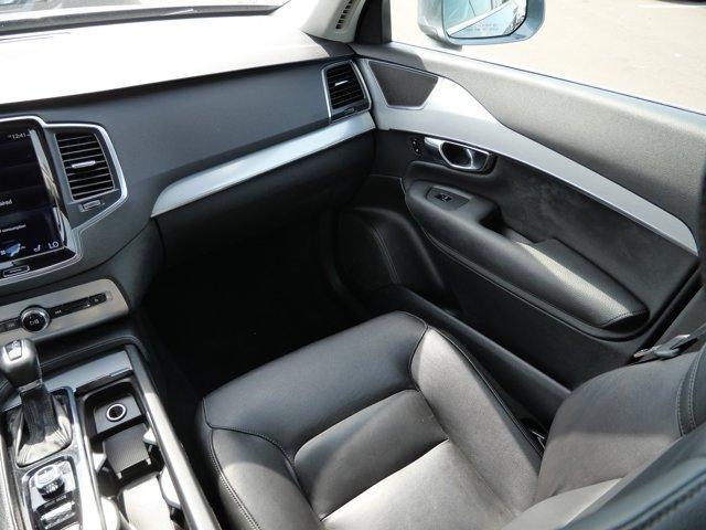 Photo of 2016 Gray Metallic Volvo XC90