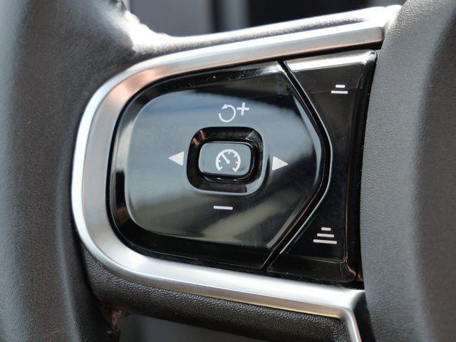 Photo of 2016 Gray Metallic Volvo XC90