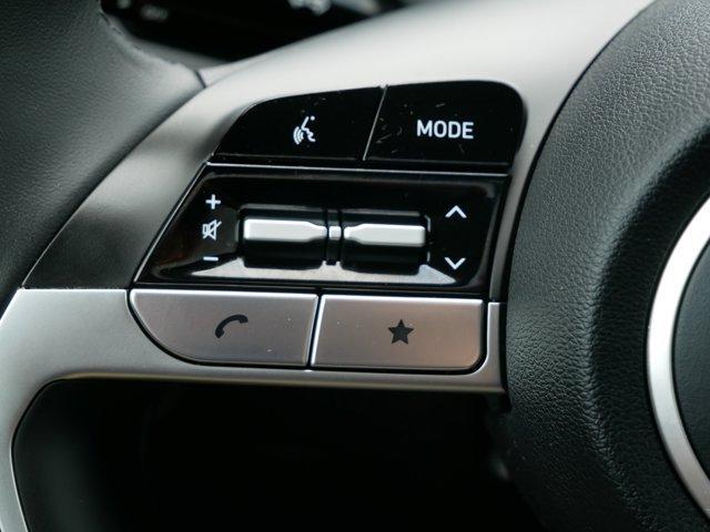 Photo of 2022 Quartz White Hyundai TUCSON