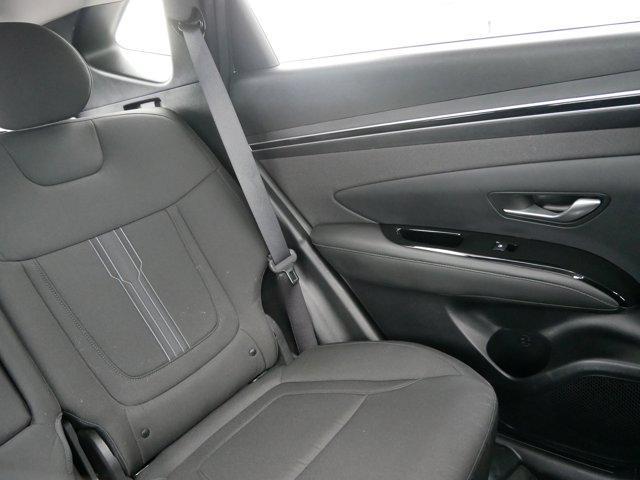 Photo of 2022 Quartz White Hyundai TUCSON