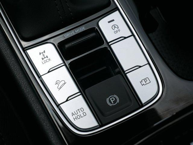 Photo of 2022 Quartz White Hyundai TUCSON