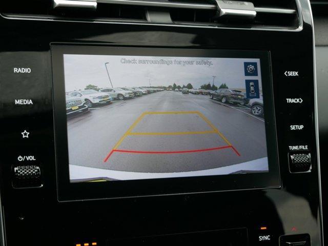 Photo of 2022 Quartz White Hyundai TUCSON