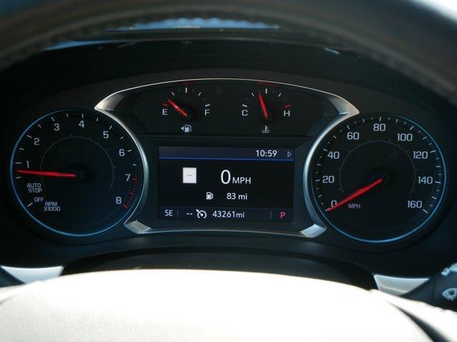 Photo of 2021 Summit White Chevrolet Traverse