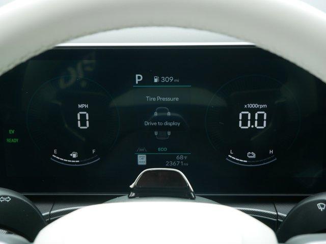 Photo of 2024 Hampton Gray Hyundai SANTA FE HEV