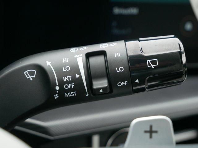 Photo of 2024 Hampton Gray Hyundai SANTA FE HEV