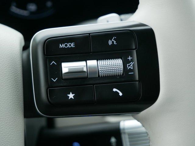 Photo of 2024 Hampton Gray Hyundai SANTA FE HEV