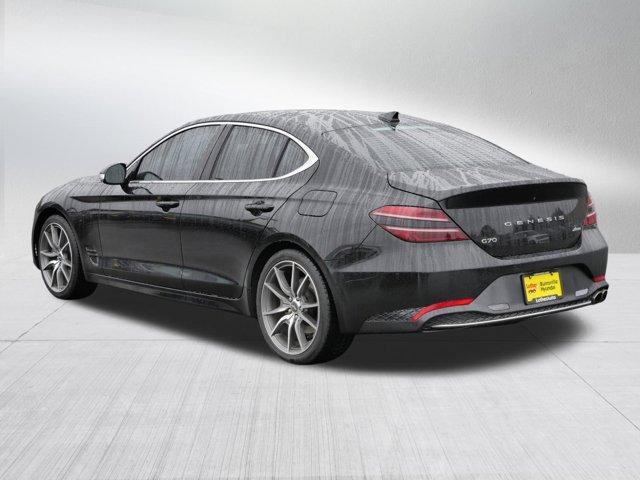 Photo of 2022 Vik Black Genesis G70
