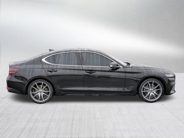 Photo of 2022 Vik Black Genesis G70