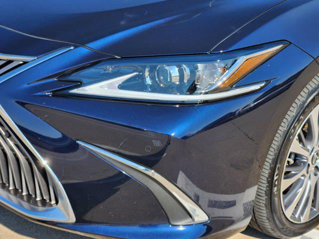 Photo of 2020 Nebula Gray Pearl Lexus ES 350