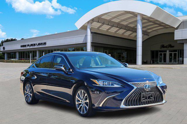 Photo of 2020 Nebula Gray Pearl Lexus ES 350