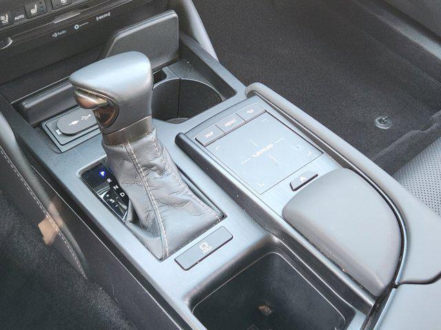 Photo of 2020 Nebula Gray Pearl Lexus ES 350