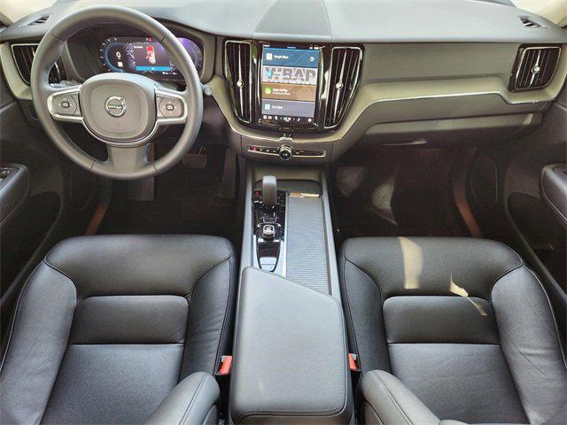 Photo of 2024 Crystal White Metallic Volvo XC60