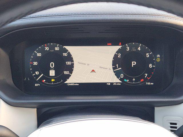 Photo of 2023 Santorini Black Metallic Land Rover Discovery