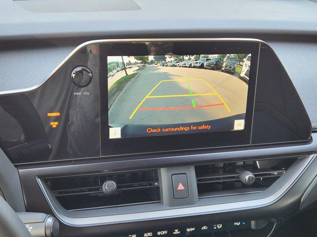 Photo of 2025 Obsidian Lexus UX 300h