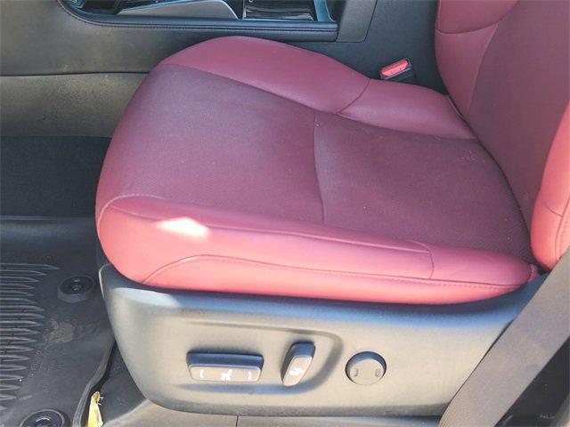 Photo of 2023 Eminent White Pearl Lexus GX 460