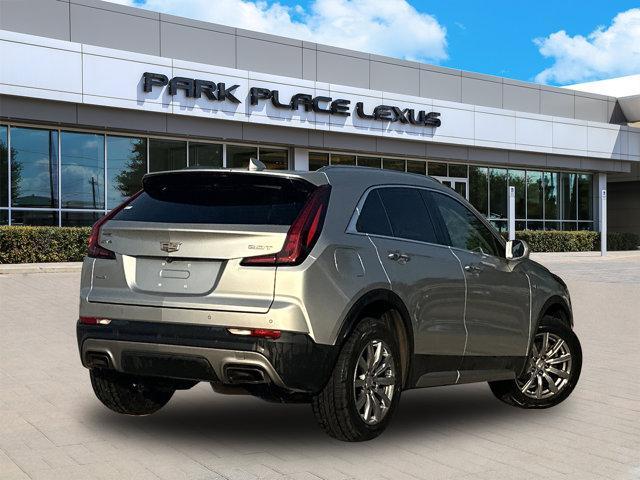 Photo of 2019 Radiant Silver Metallic Cadillac XT4