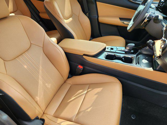 Photo of 2025 Cloudburst Gray Lexus NX 250