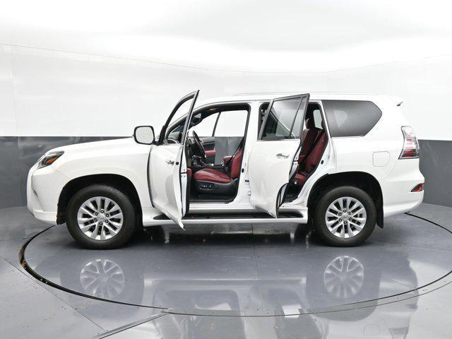 Photo of 2021 Starfire Pearl Lexus GX 460