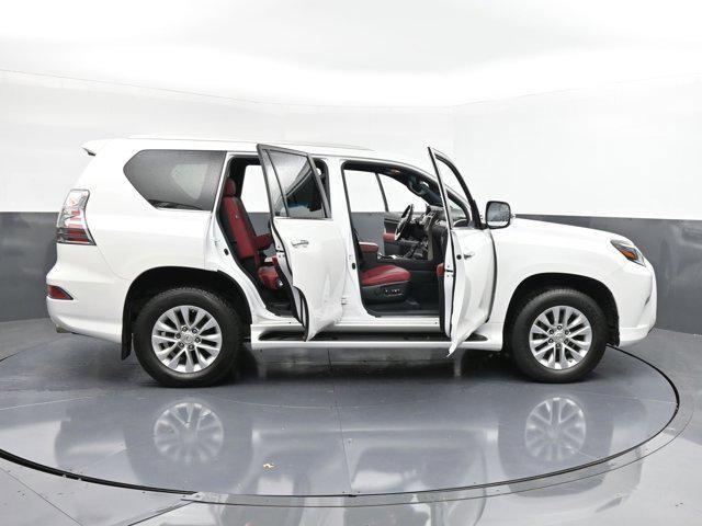 Photo of 2021 Starfire Pearl Lexus GX 460