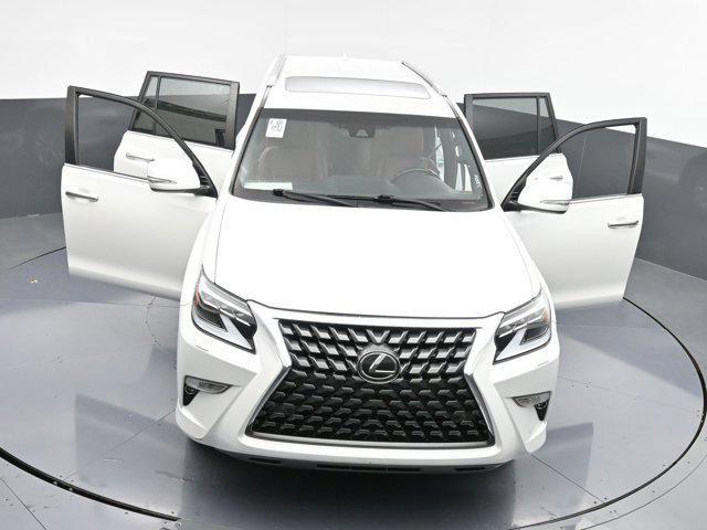 Photo of 2021 Starfire Pearl Lexus GX 460