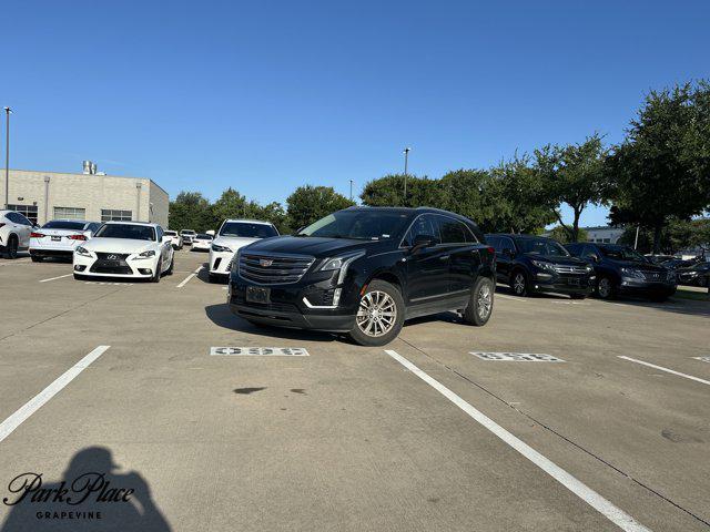 Photo of 2019 Stellar Black Metallic Cadillac XT5