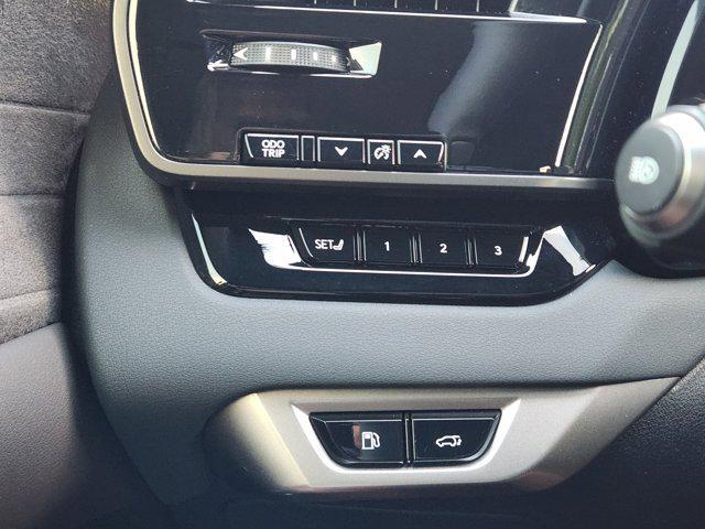 Photo of 2024 Eminent White Pearl Lexus RX 350