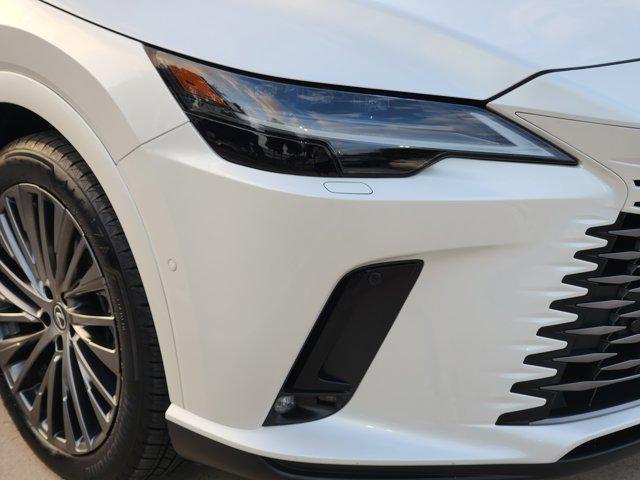 Photo of 2024 Eminent White Pearl Lexus RX 350