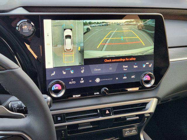 Photo of 2024 Eminent White Pearl Lexus RX 350