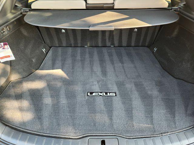 Photo of 2025 Cloudburst Gray Lexus RX 350