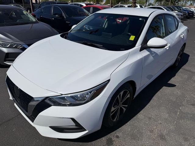 Photo of 2021 White Nissan Sentra