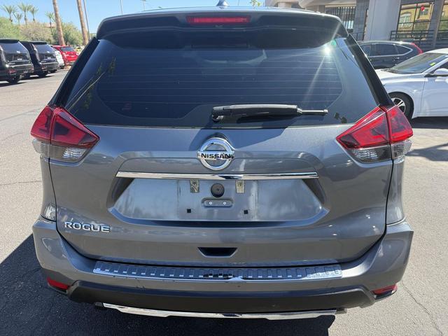 Photo of 2020 Gun Metallic Nissan Rogue