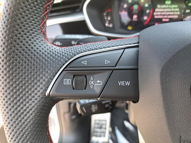 Photo of 2025 Glacier White Metallic Audi Q3