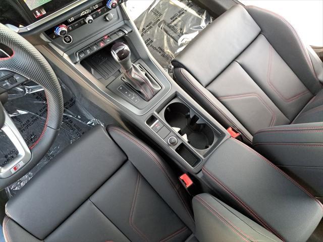 Photo of 2025 Glacier White Metallic Audi Q3