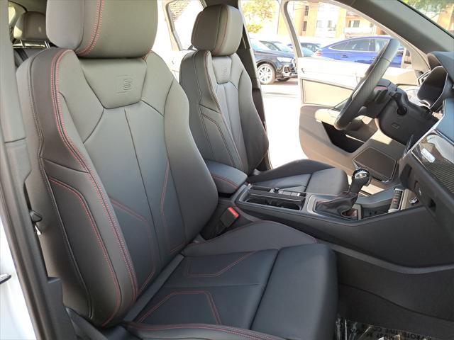 Photo of 2025 Glacier White Metallic Audi Q3