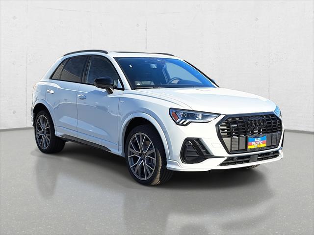 Photo of 2025 Glacier White Metallic Audi Q3