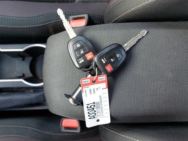 Photo of 2018 Classic Silver Metallic Toyota Corolla