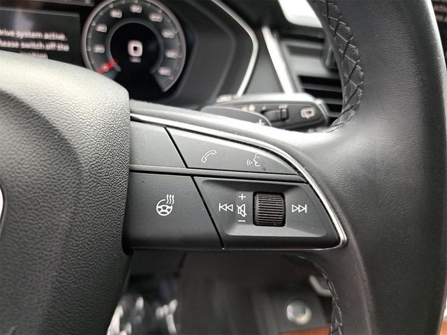 Photo of 2022 Ibis White Audi Q5