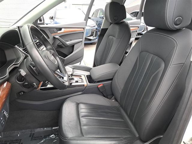 Photo of 2022 Ibis White Audi Q5