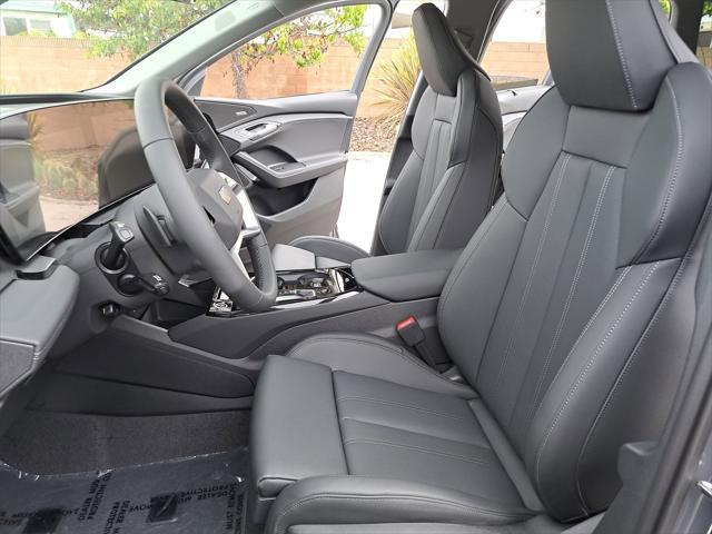 Photo of 2025 Gray Audi Q6 e-tron