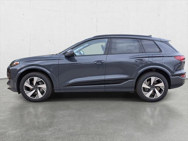 Photo of 2025 Gray Audi Q6 e-tron