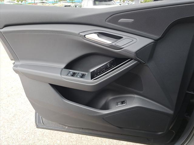 Photo of 2025 Gray Audi Q6 e-tron